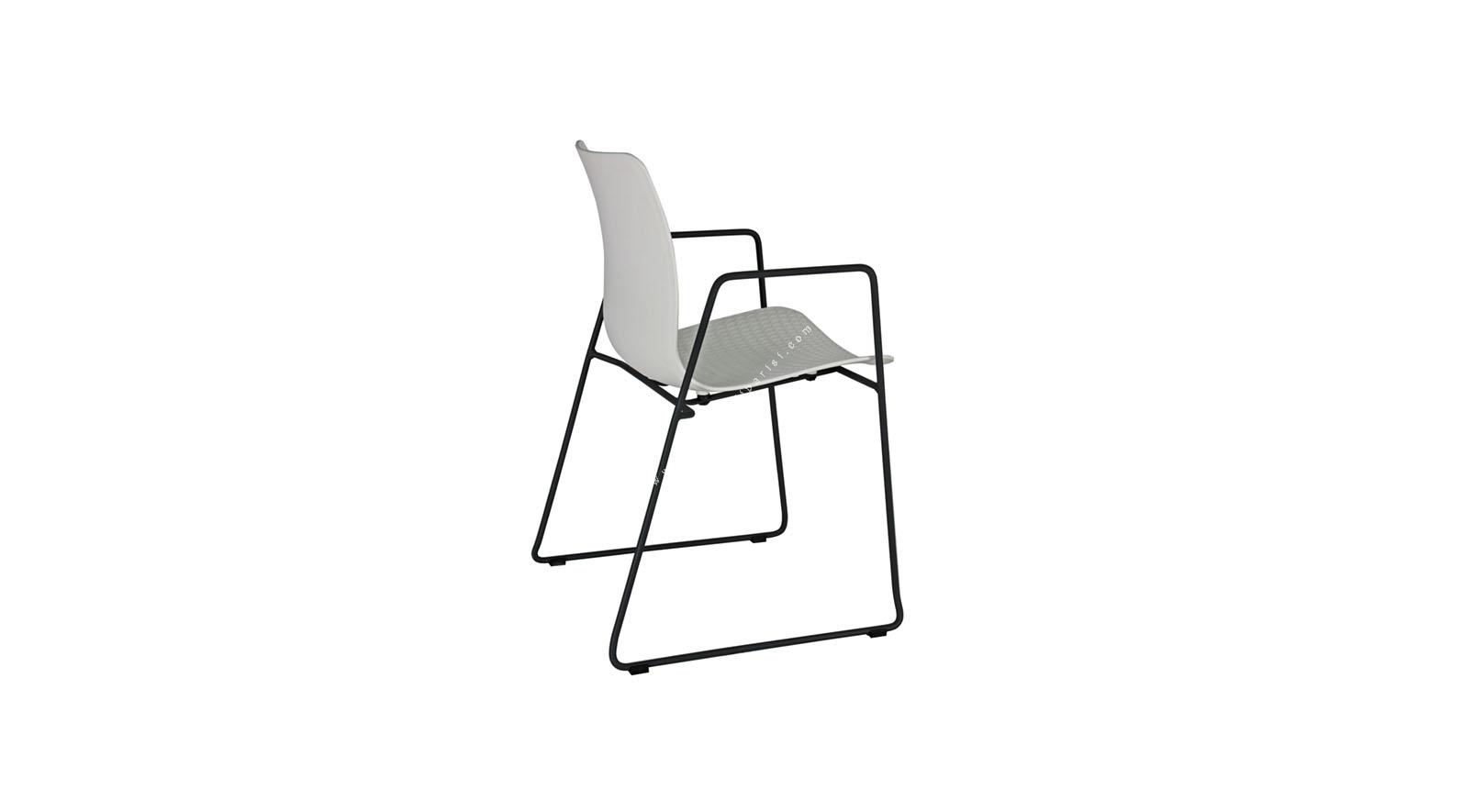 chais beyaz plastik gövdeli metal ayak sandalye