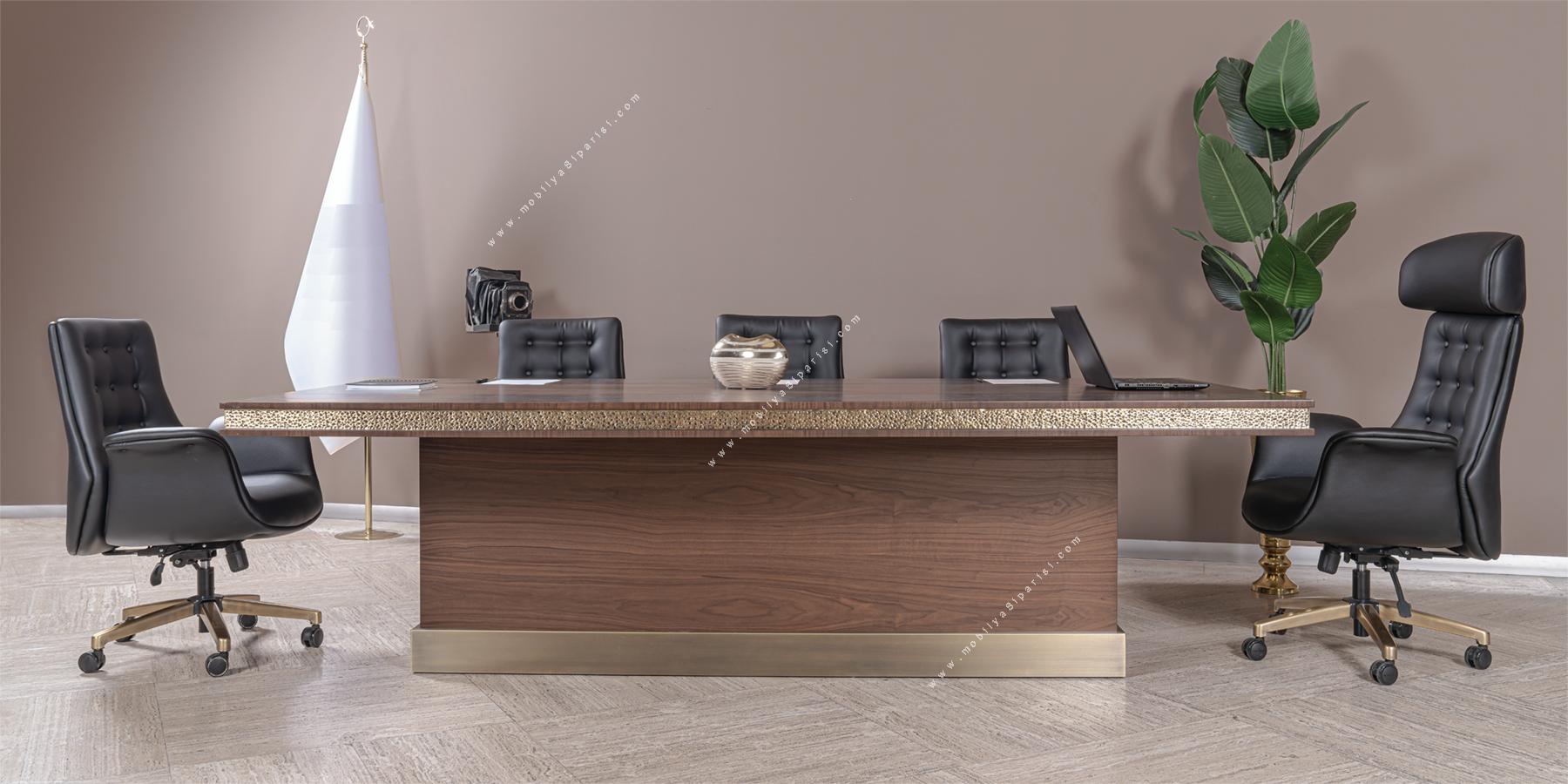 vivanta klasik işlemeli toplantı masası